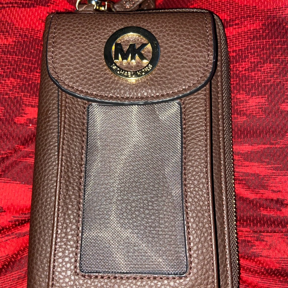 Women’s Michael Kors wallet